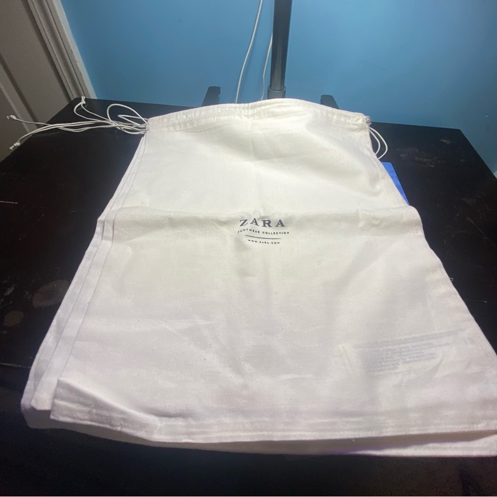 Zara Shoe / Dust bag (Bundle of 4)